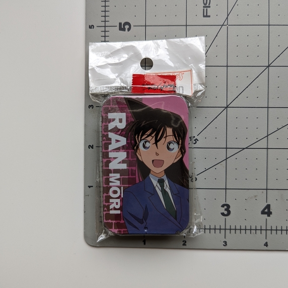 Detective Conan Ran Mori Pill Case - Picture 3 of 4